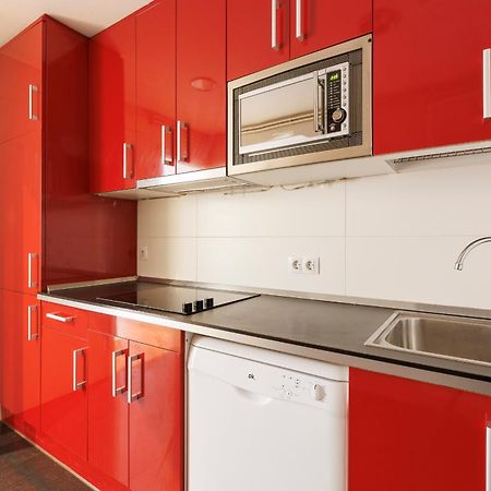 Aparteasy - Private Terrace, 3-Bedroom Apartment Barcelona Luaran gambar