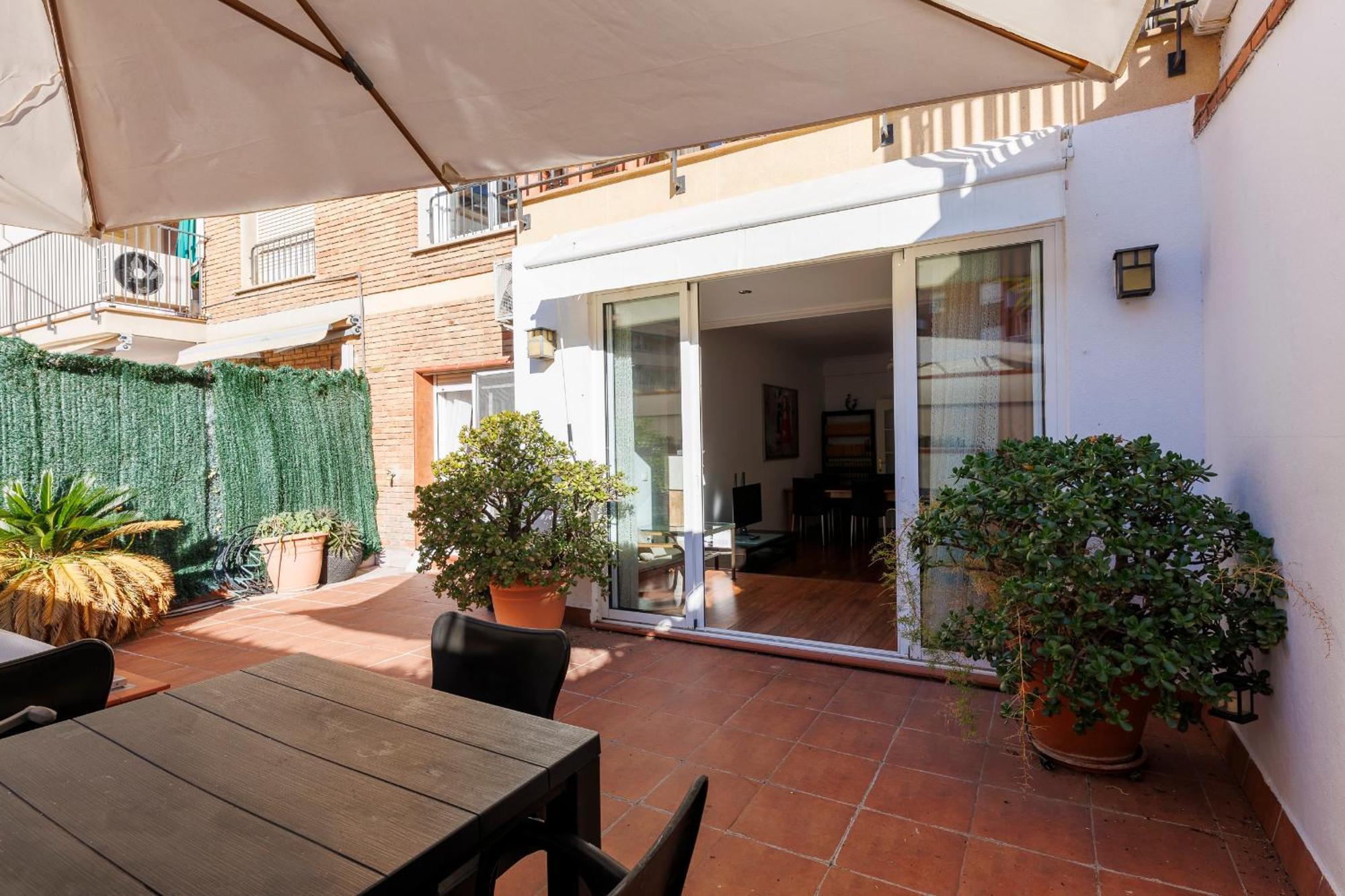 Aparteasy - Private Terrace, 3-Bedroom Apartment Barcelona Luaran gambar